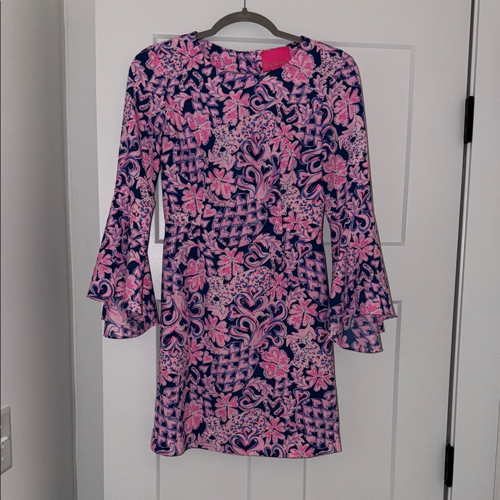 Lilly Pulitzer dress with ruffle sleeves